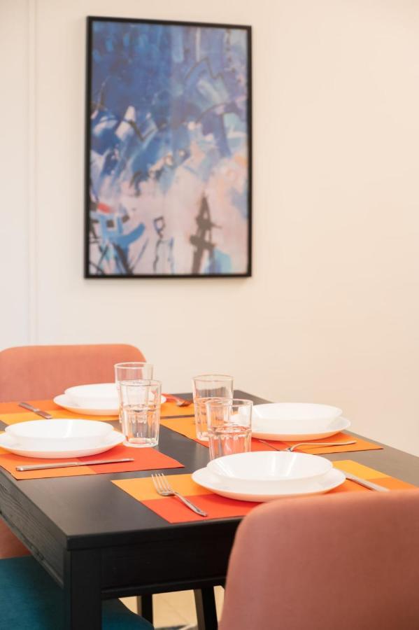 Distinct & Decent 2 Bdr Apt Steps From Nightlife And Airport Cairo Exterior foto
